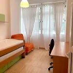 Beach Apartment *