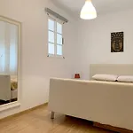 Beach Apartment *