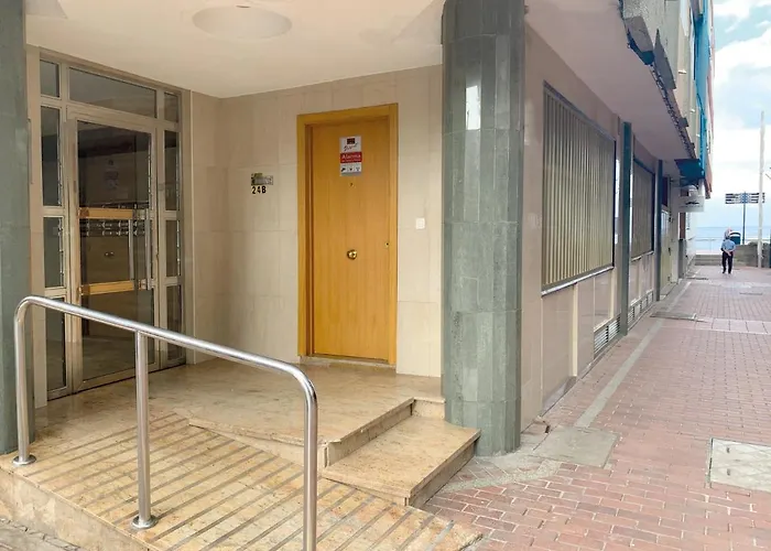 Апартаменты Beach Apartment *