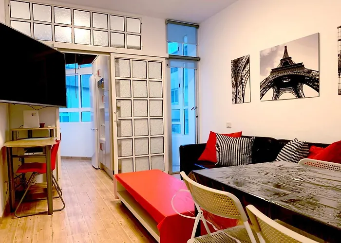 Апартаменты Beach Apartment *